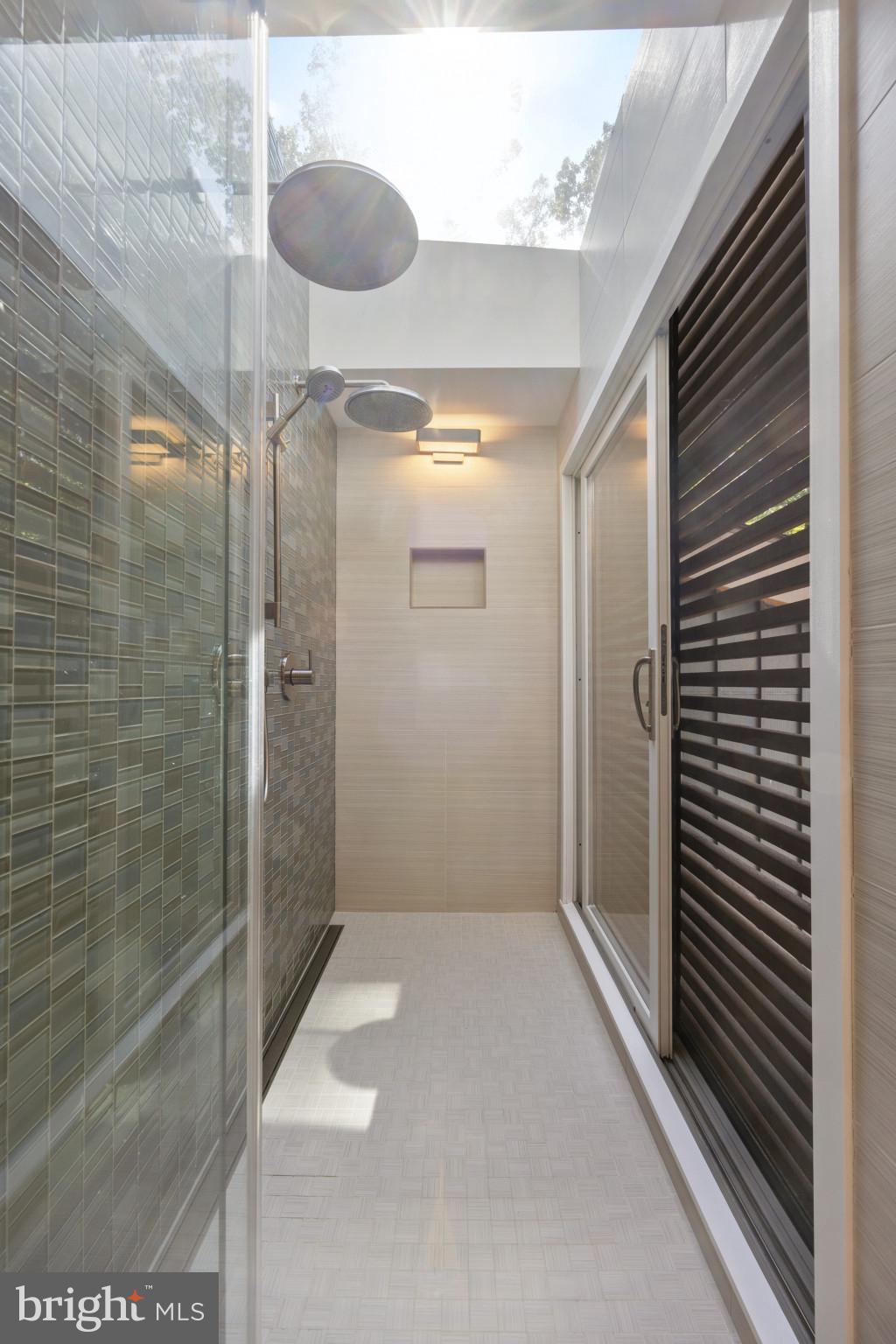 914 COACHWAY