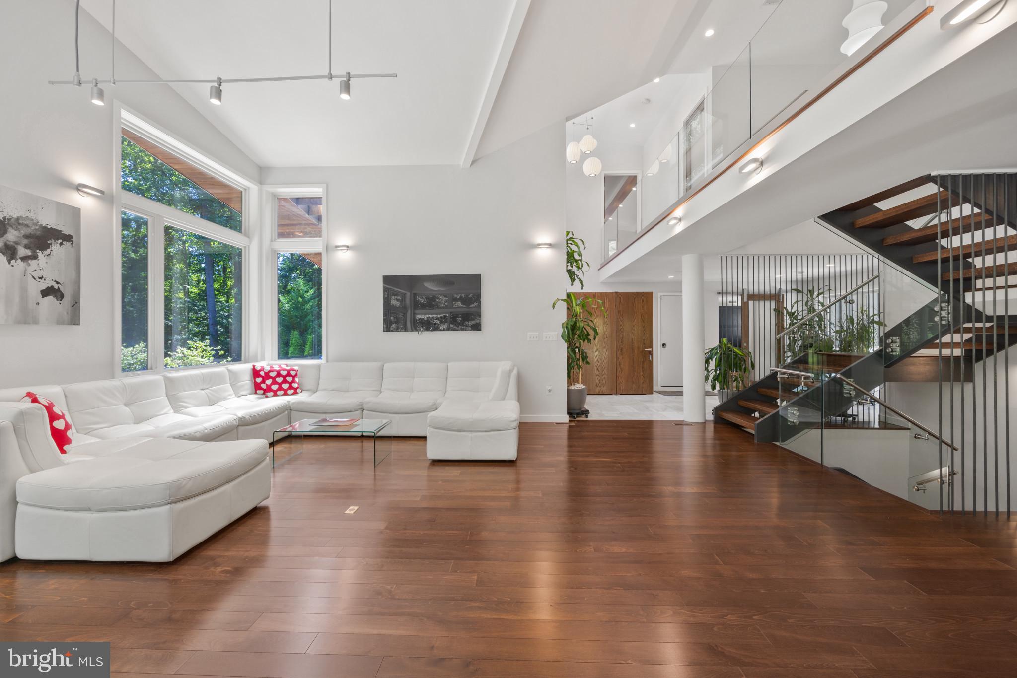 914 COACHWAY