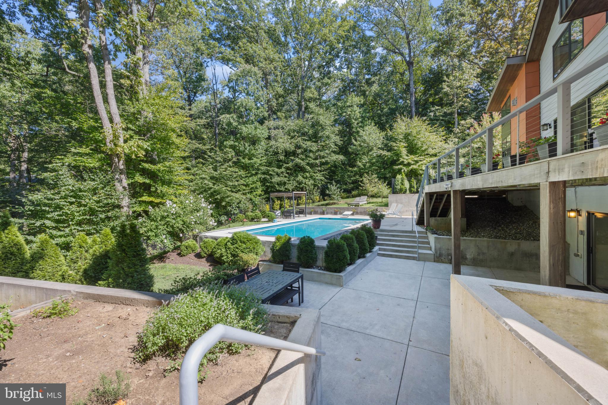 914 COACHWAY