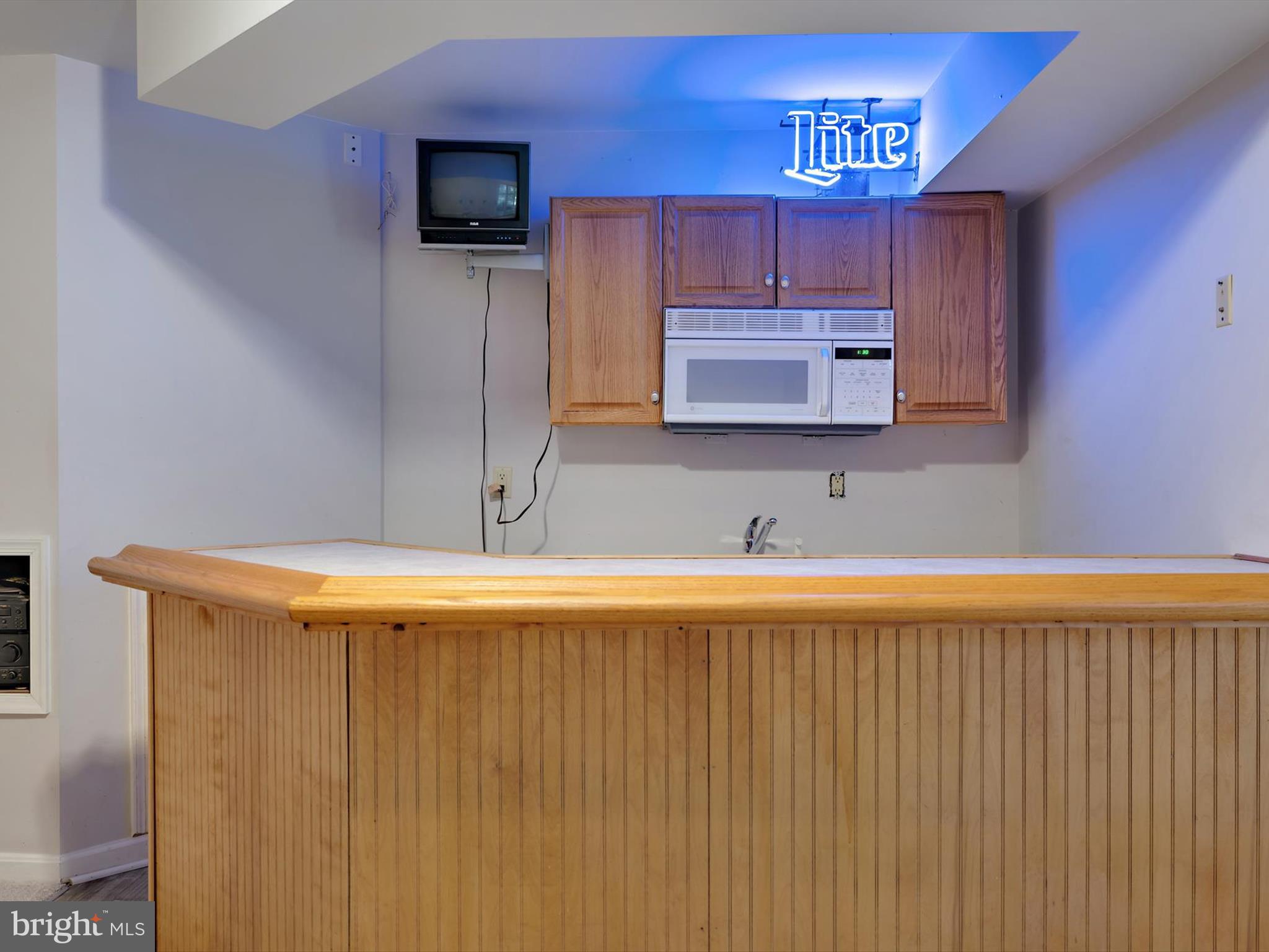 1207 ASQUITHPINES PLACE