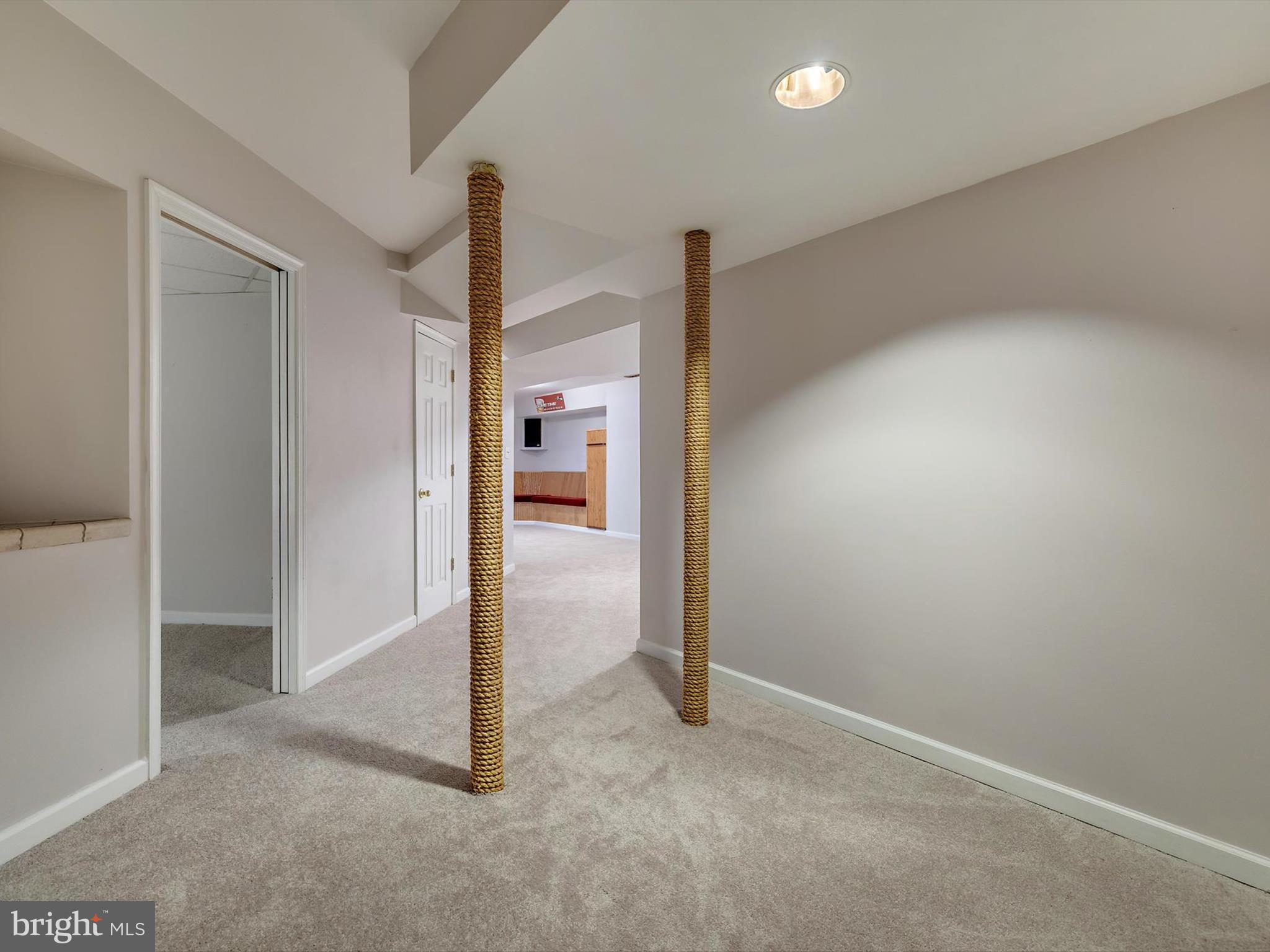 1207 ASQUITHPINES PLACE
