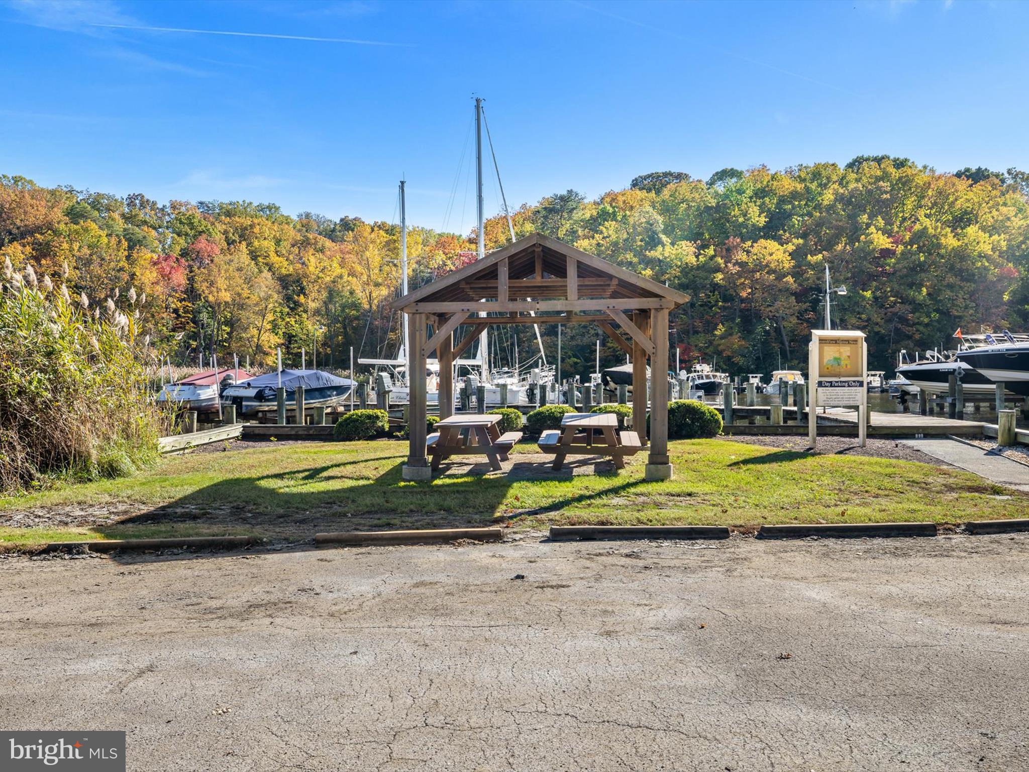1207 ASQUITHPINES PLACE