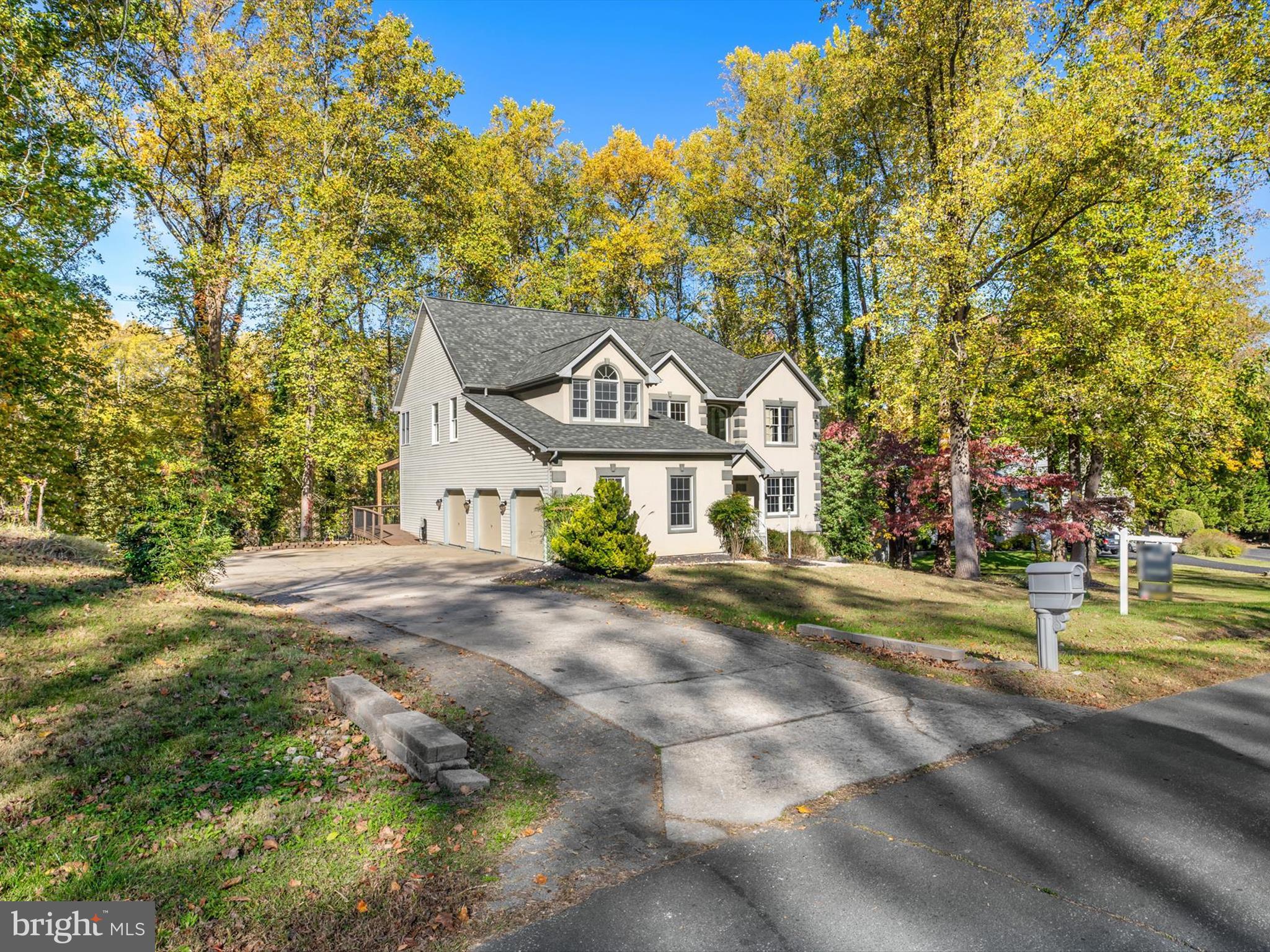1207 ASQUITHPINES PLACE