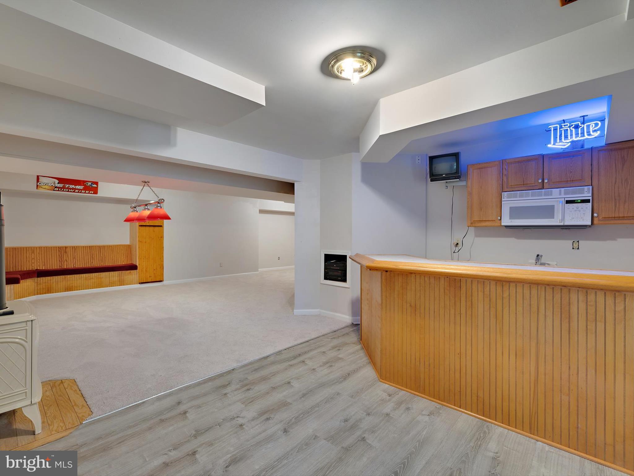 1207 ASQUITHPINES PLACE