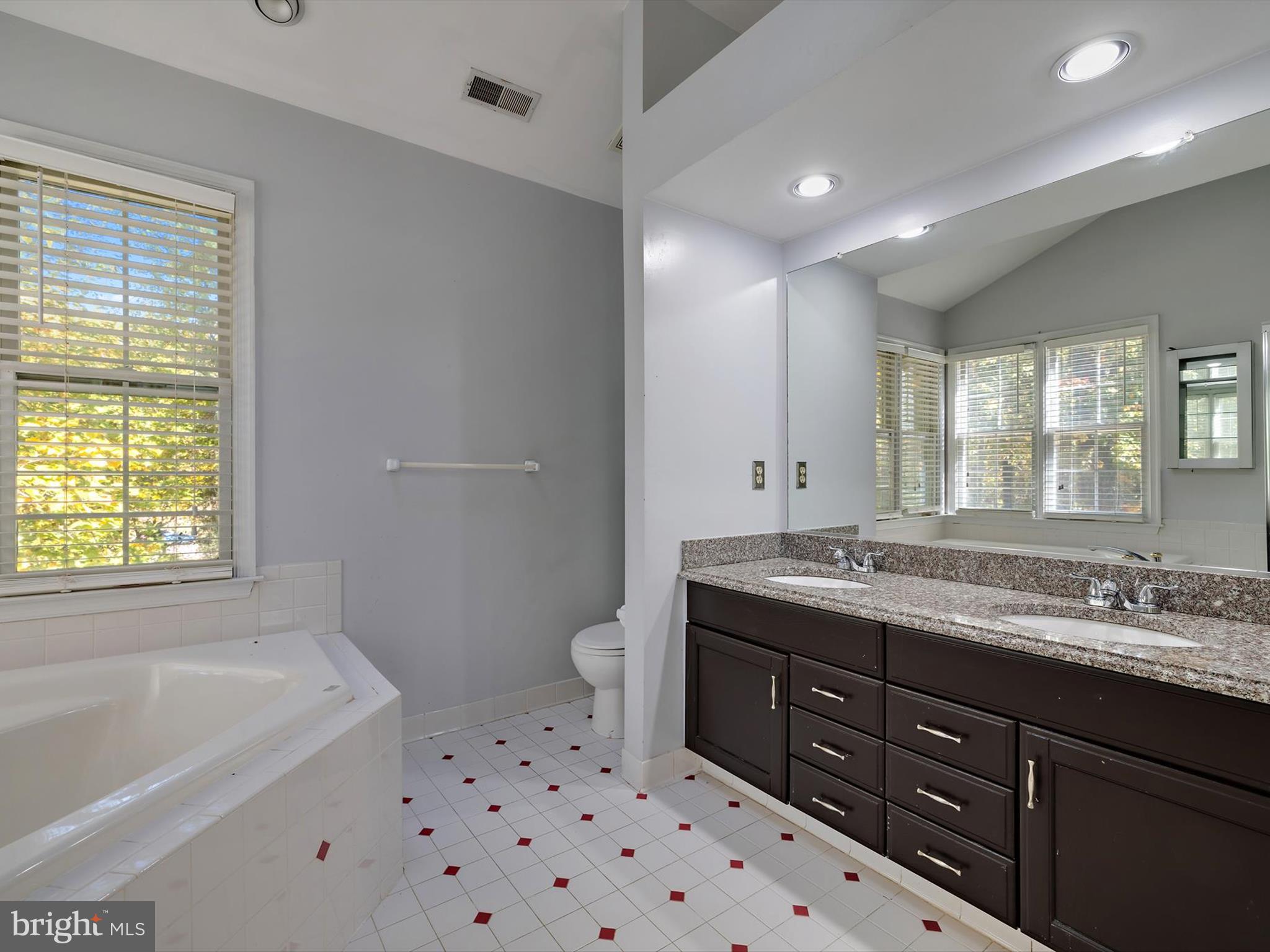 1207 ASQUITHPINES PLACE