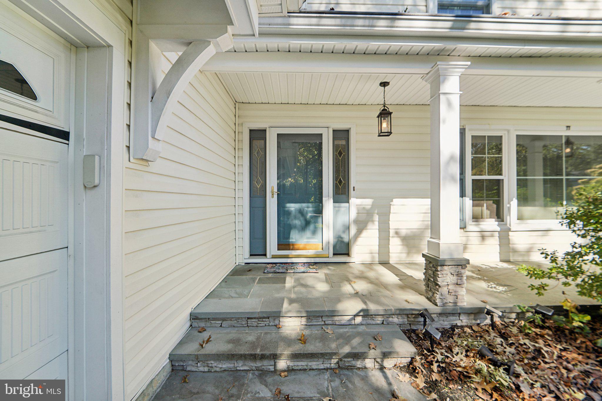 404 SAINT IVES DRIVE
