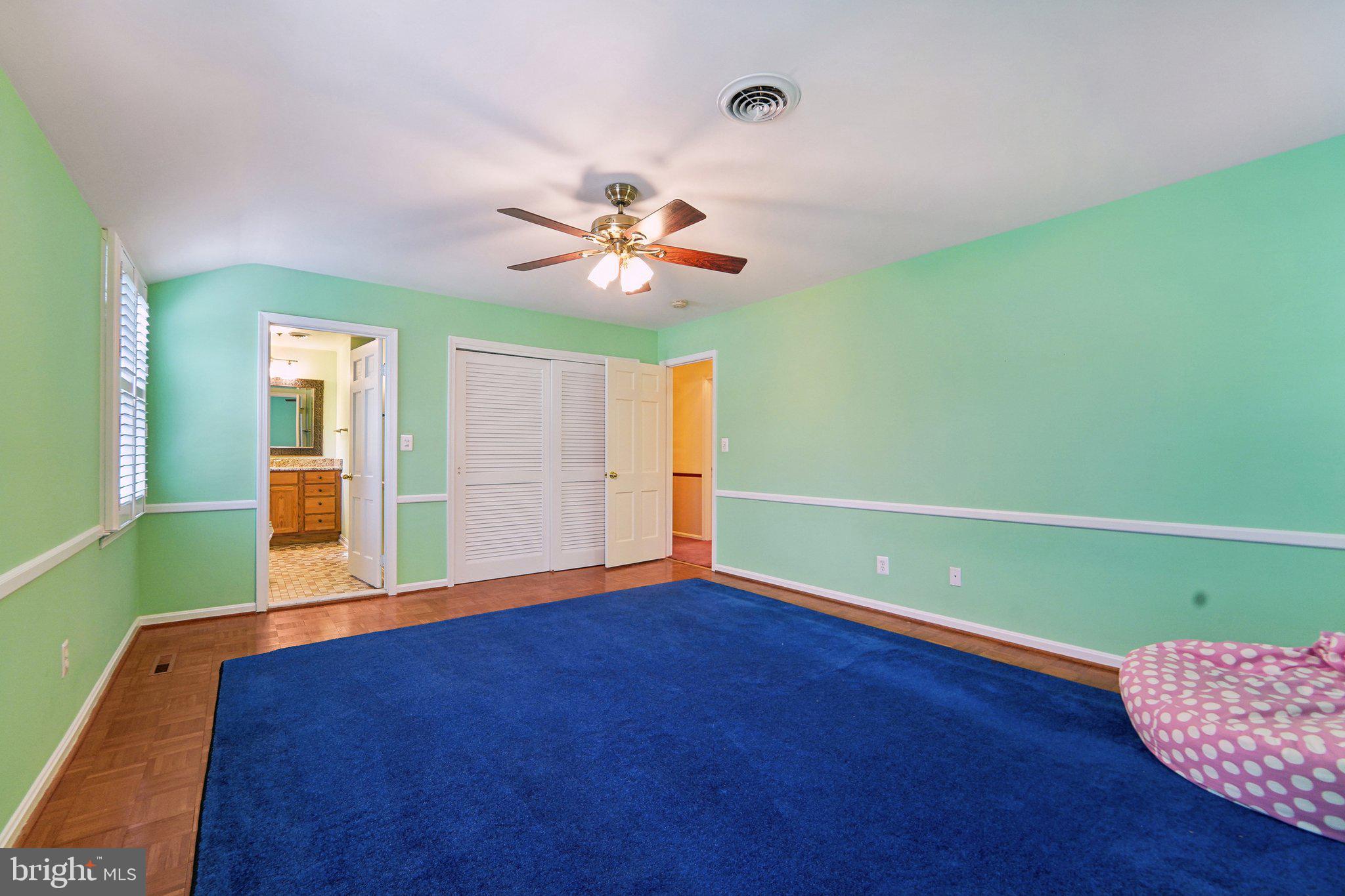 404 SAINT IVES DRIVE