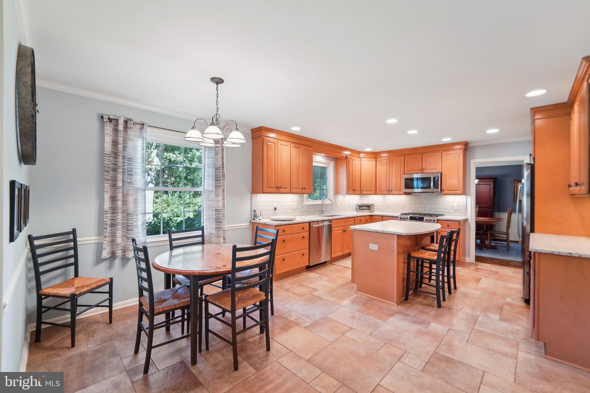 404 SAINT IVES DRIVE
