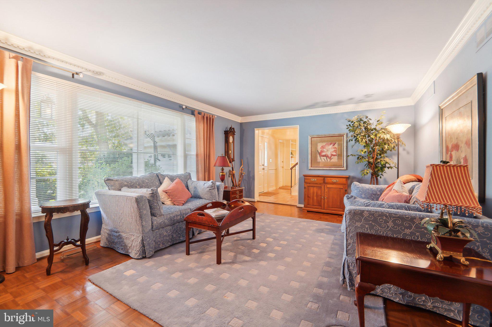 404 SAINT IVES DRIVE