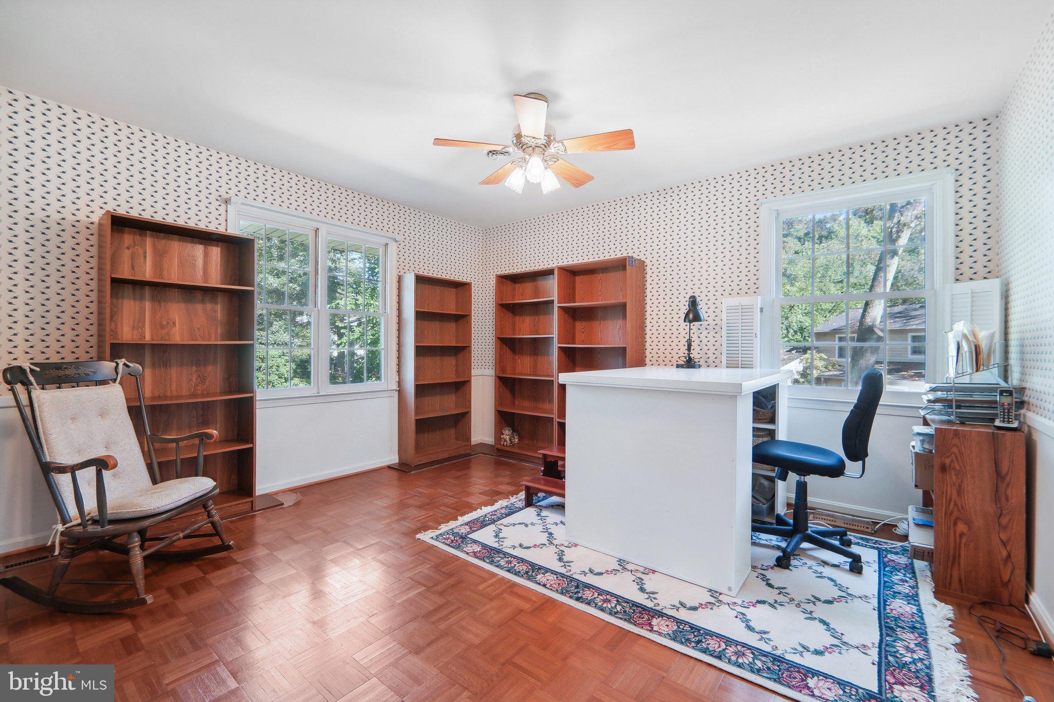 404 SAINT IVES DRIVE