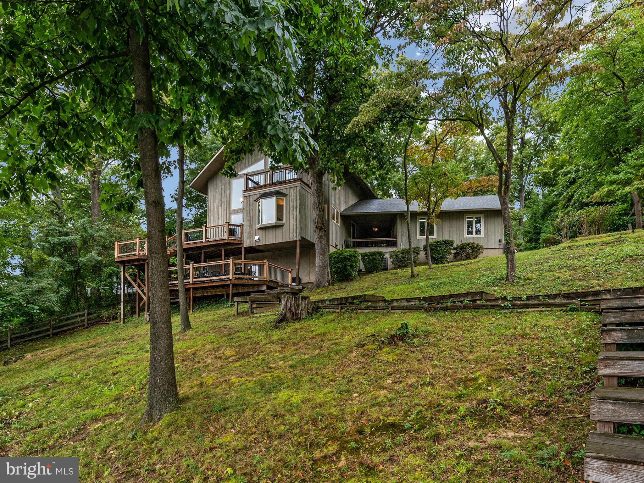 26 FITZGERALD DRIVE