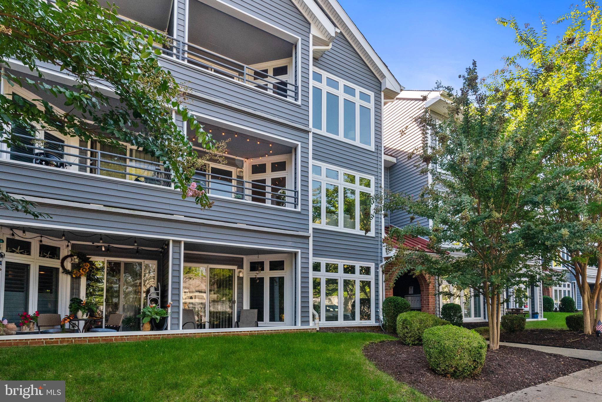 1142 LAKE HERON DRIVE 2A