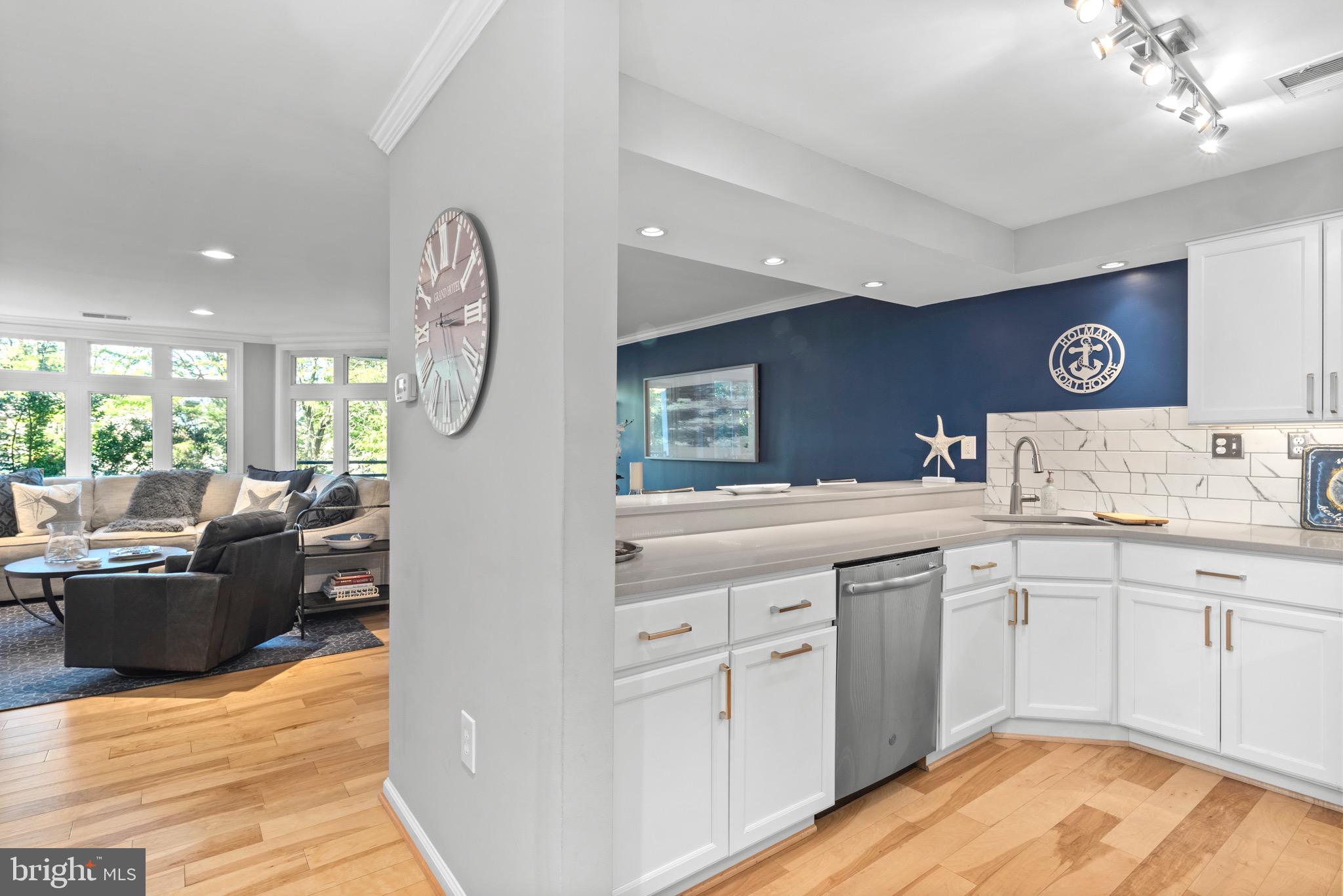 1142 LAKE HERON DRIVE 2A
