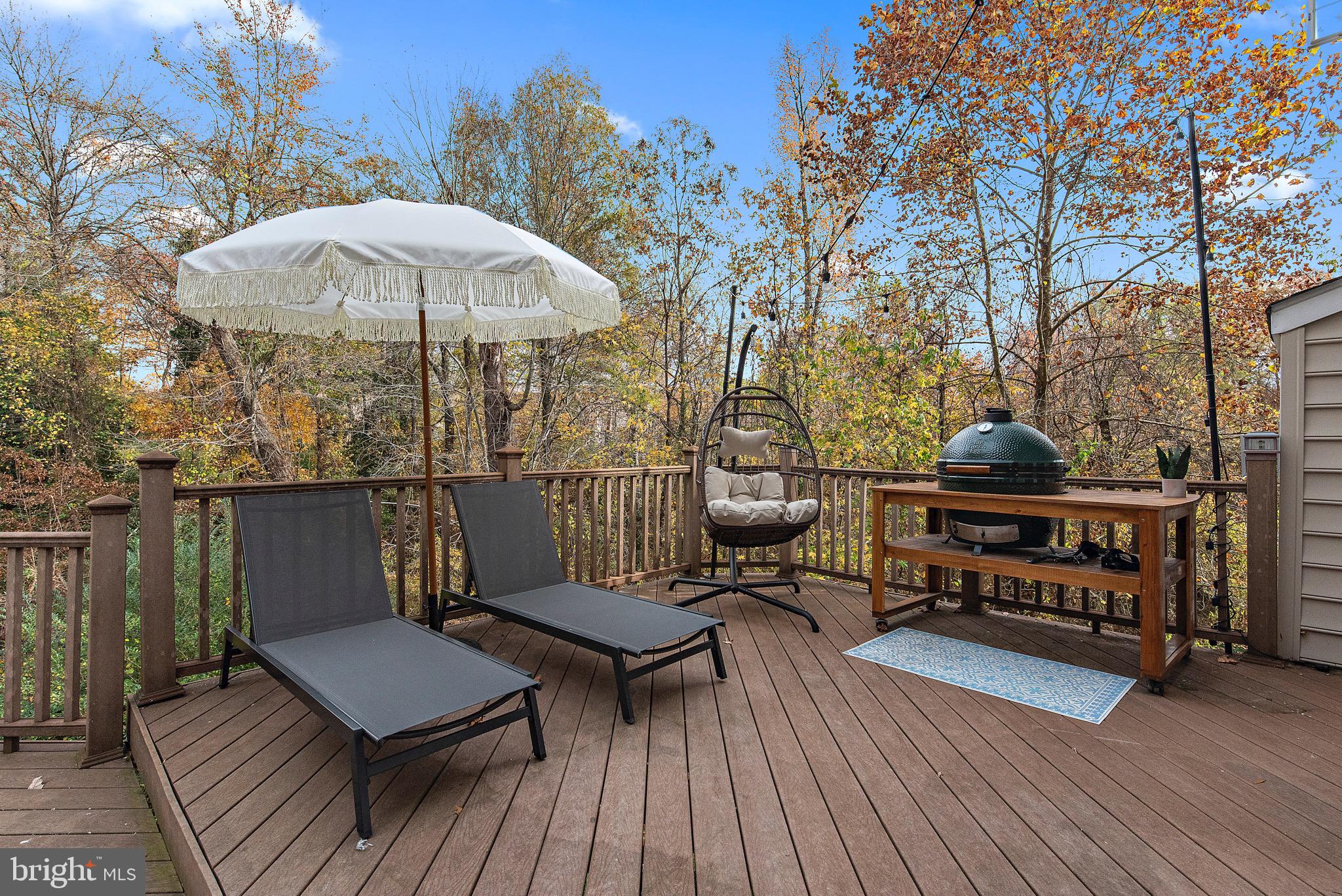 212 BOWEN COURT