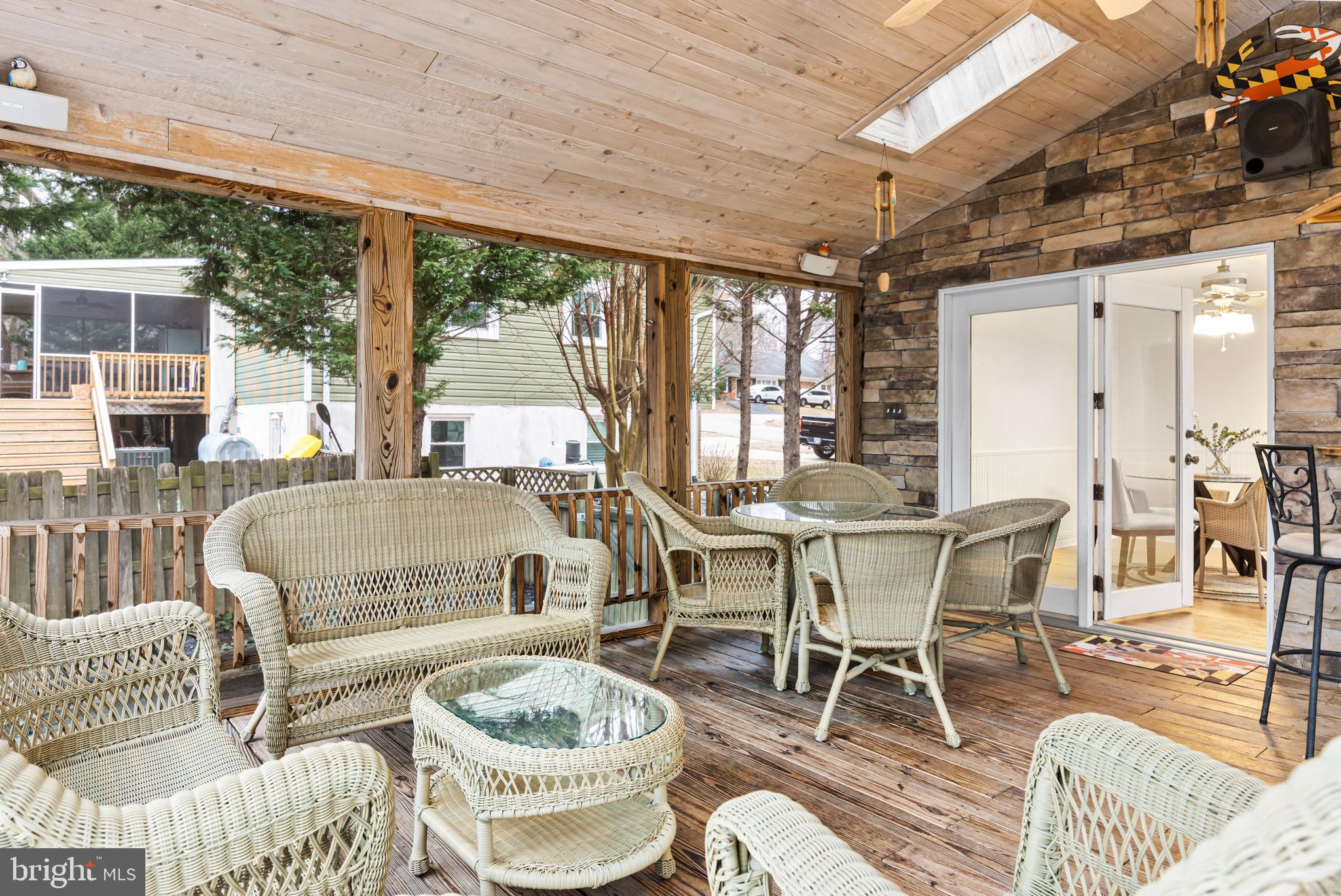 125 PINECREST DRIVE