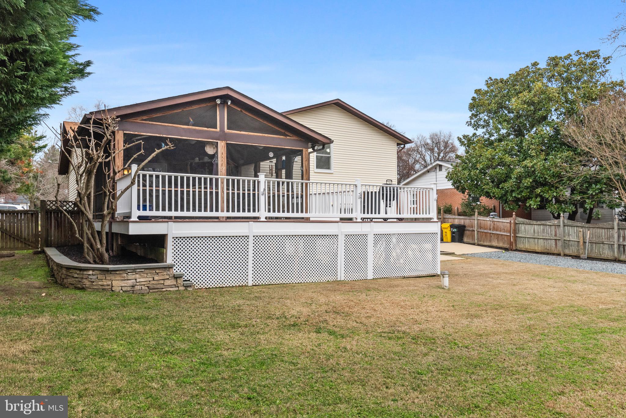 125 PINECREST DRIVE