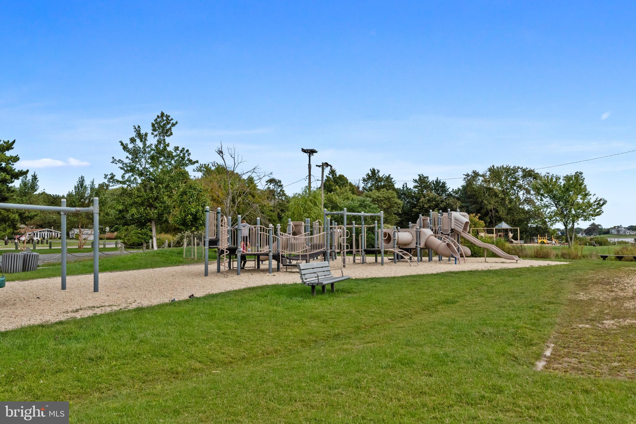 125 PINECREST DRIVE
