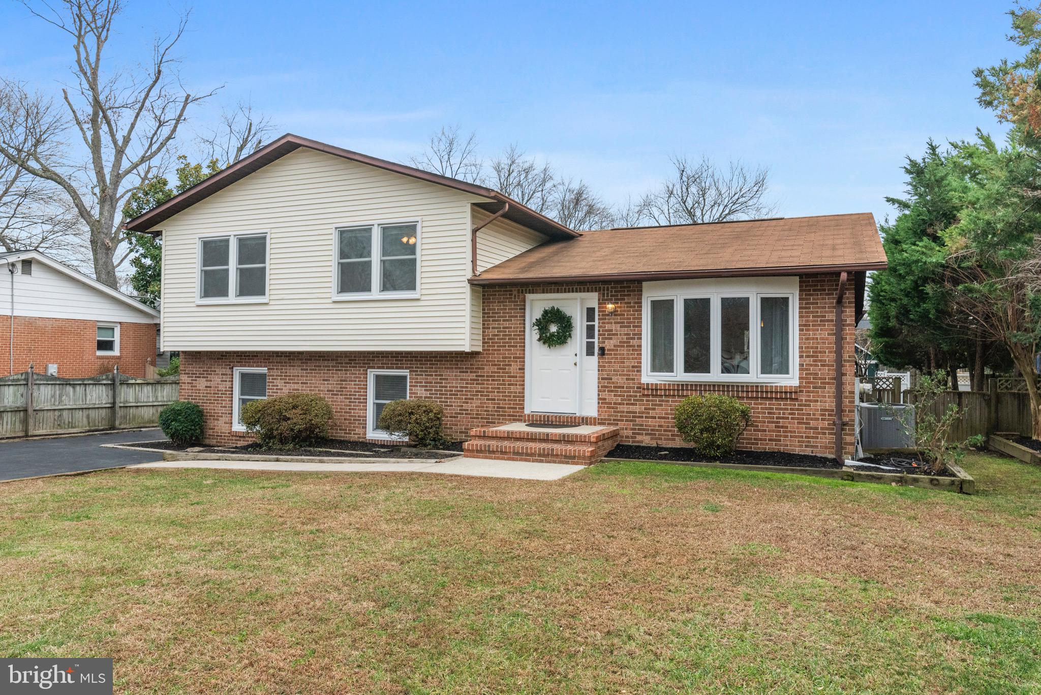 125 PINECREST DRIVE
