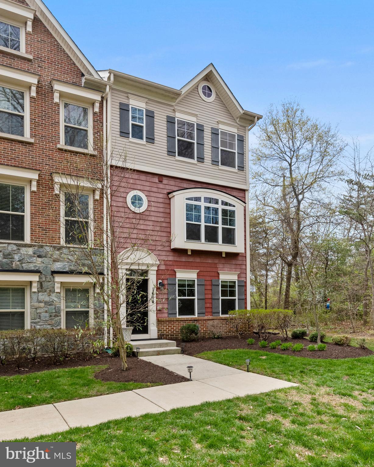 1614 BELLE DRIVE