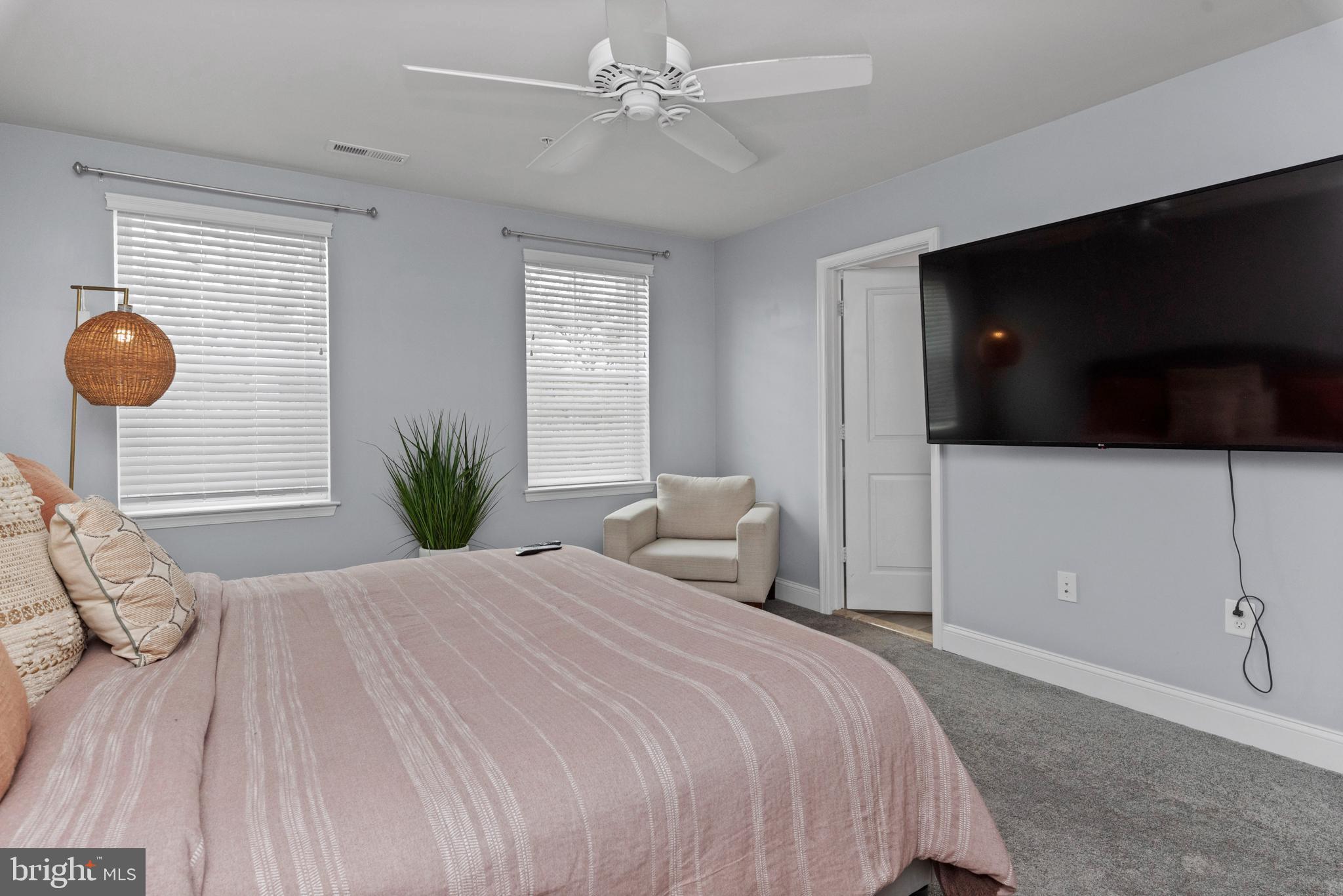 1614 BELLE DRIVE