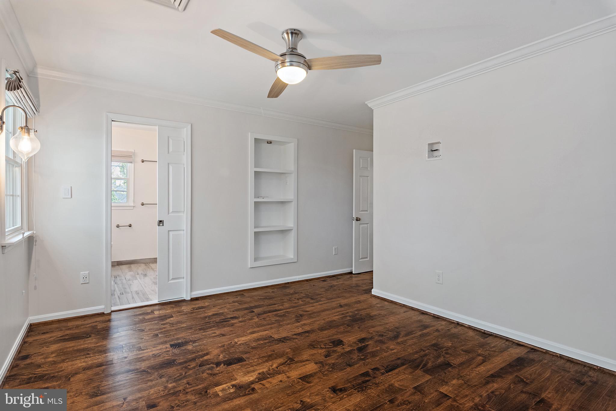 734 DOGWOOD LANE