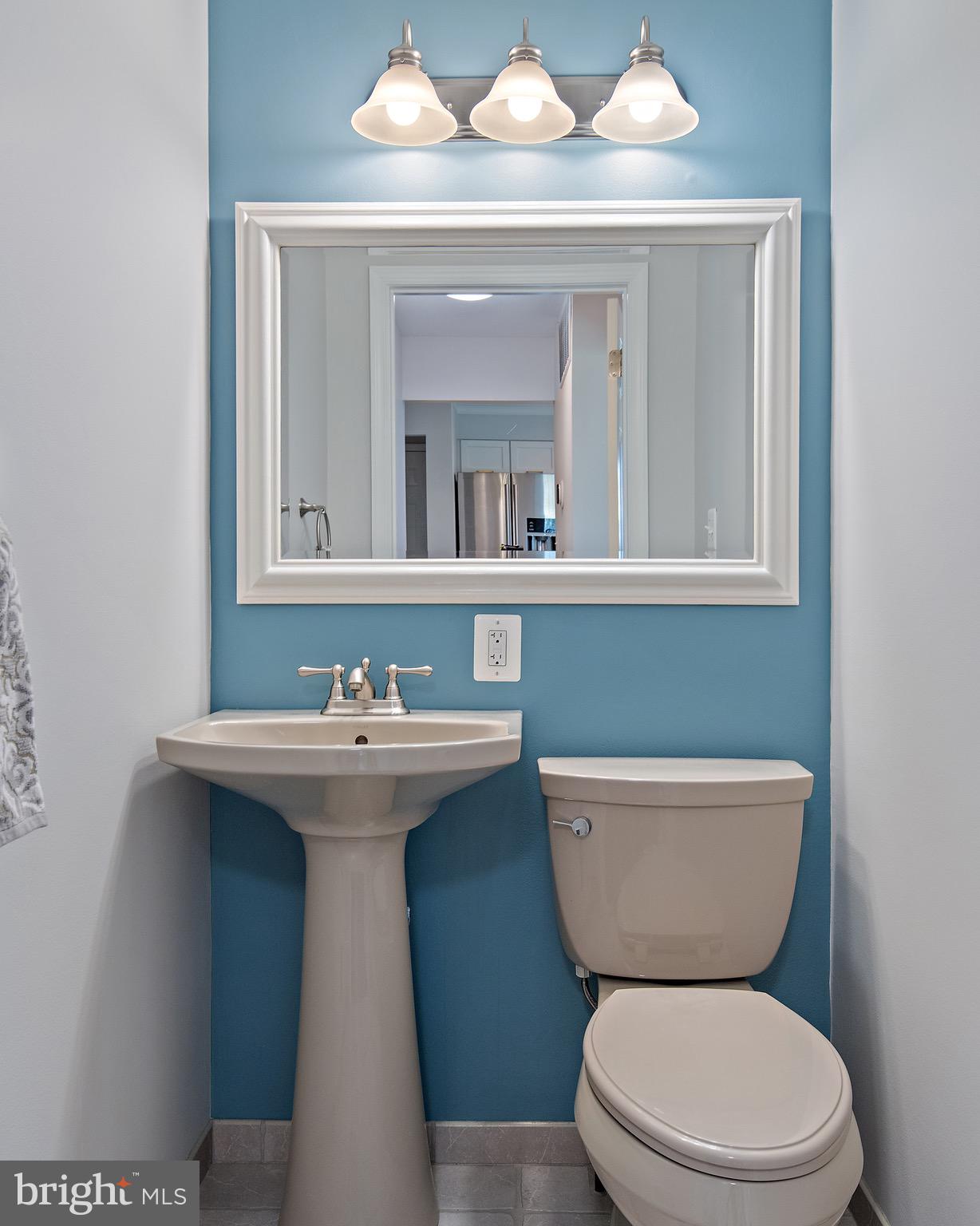 734 DOGWOOD LANE