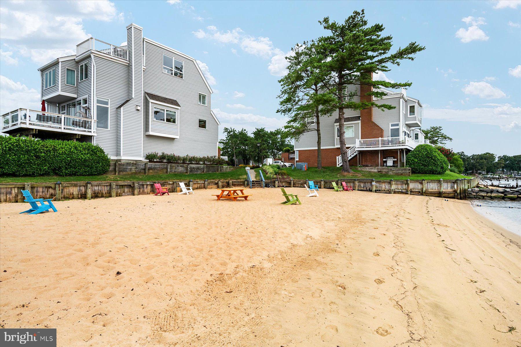 504 MOORINGS CIRCLE