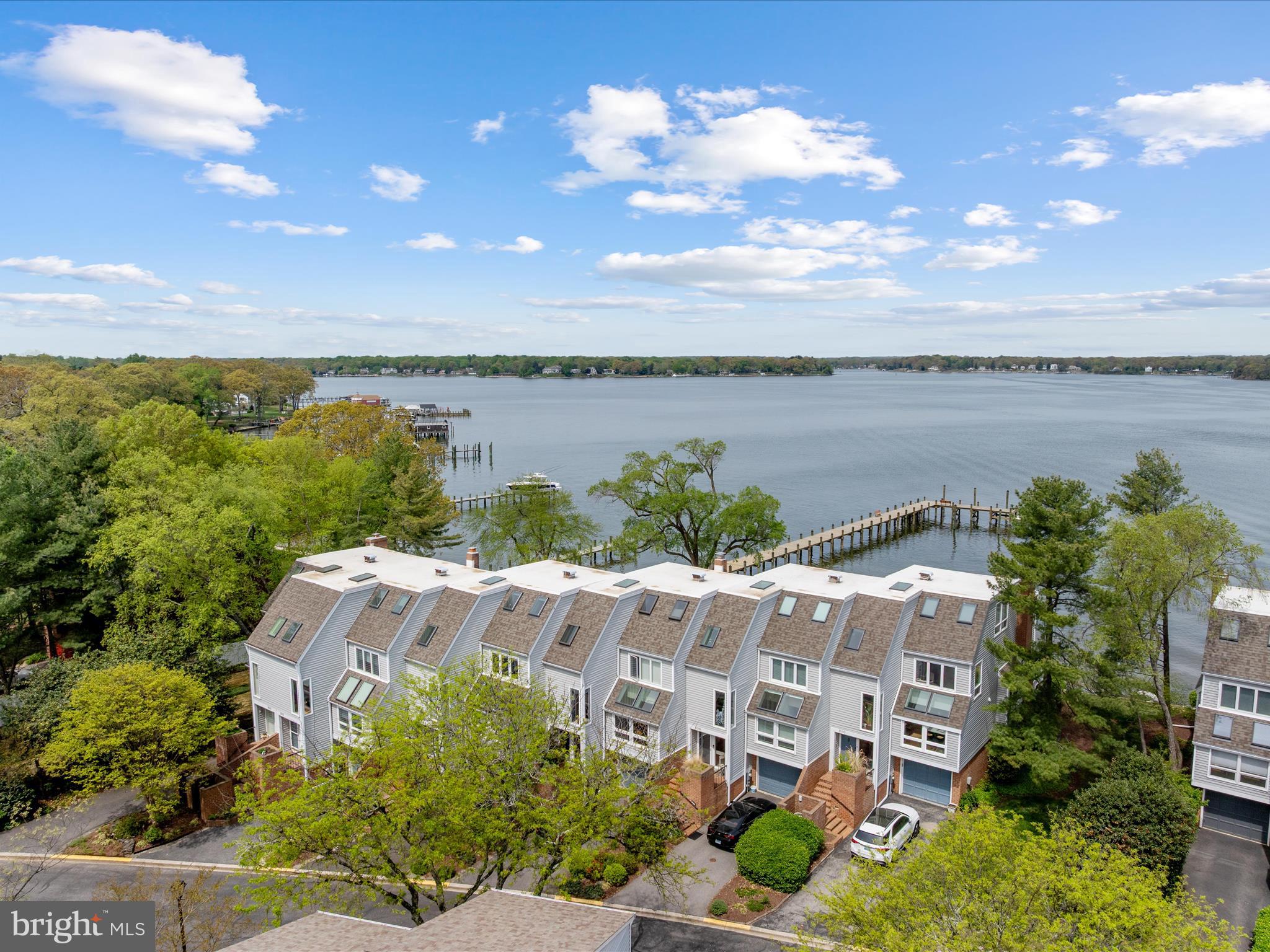 504 MOORINGS CIRCLE