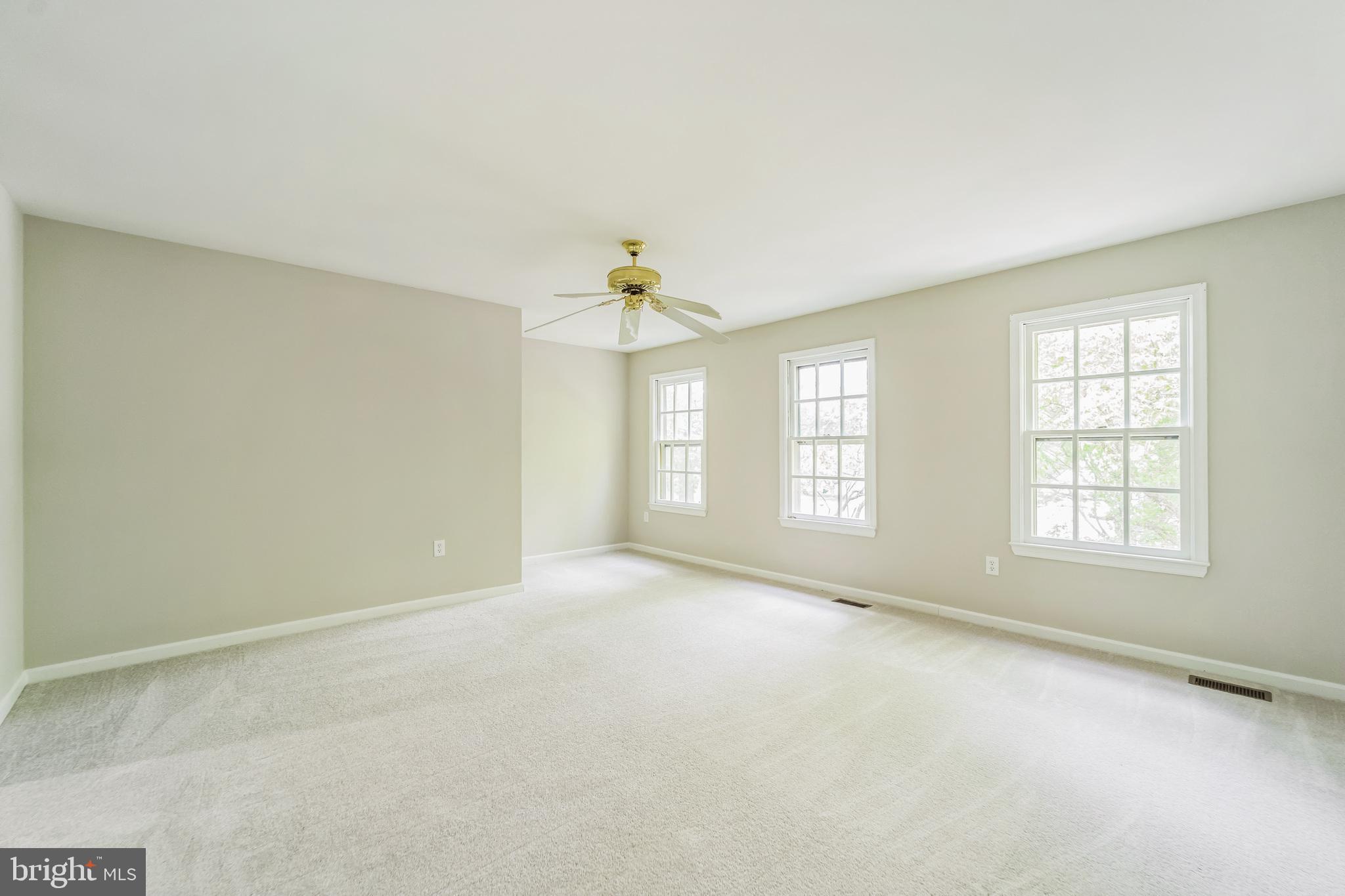 1206 SOUTHWIND COURT