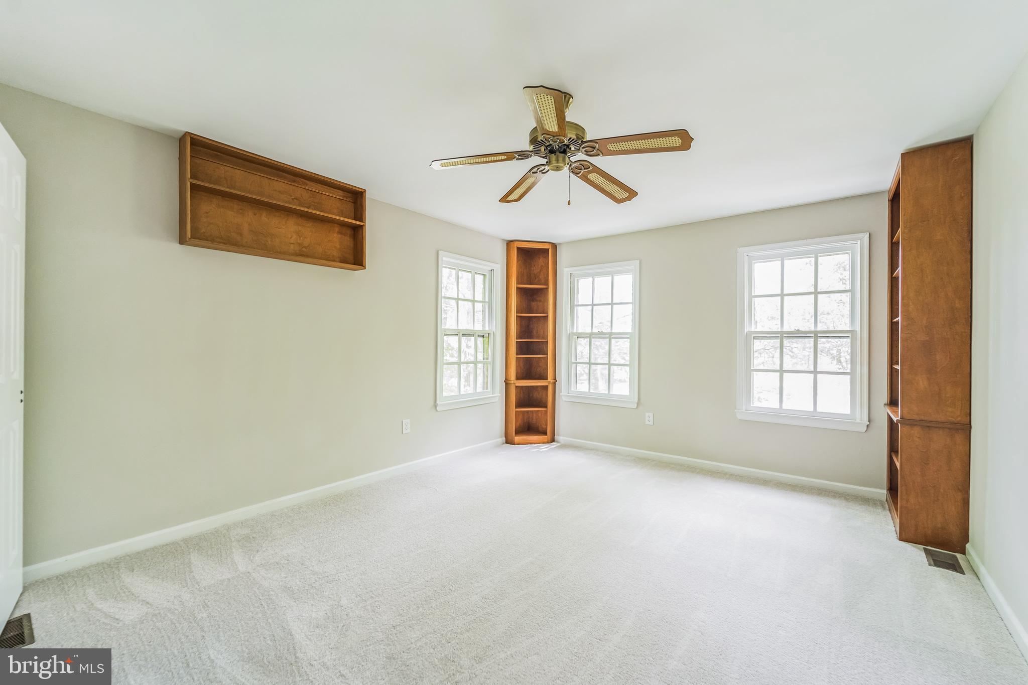 1206 SOUTHWIND COURT