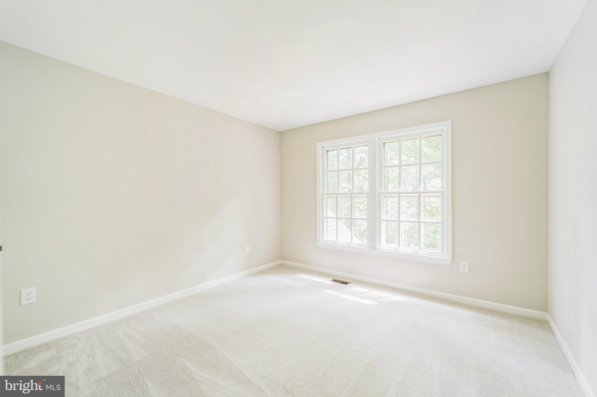 1206 SOUTHWIND COURT