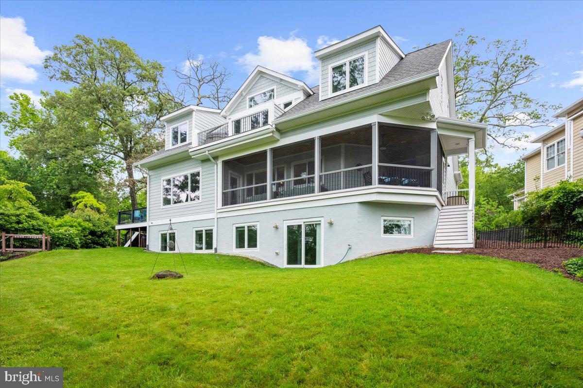 637 RAVINE ROAD