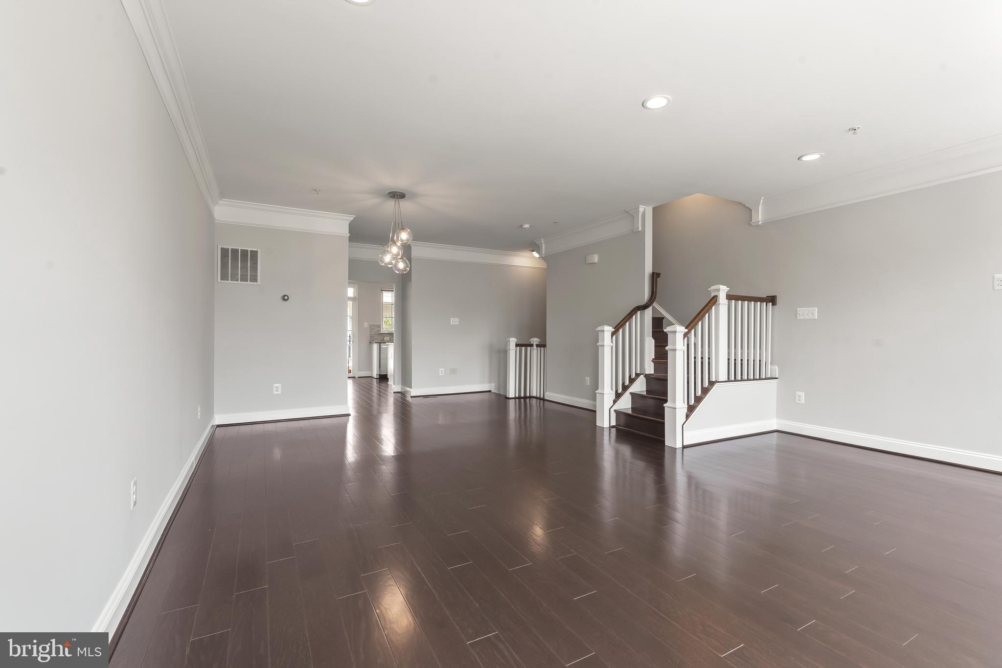 89 SOUTHGATE AVENUE