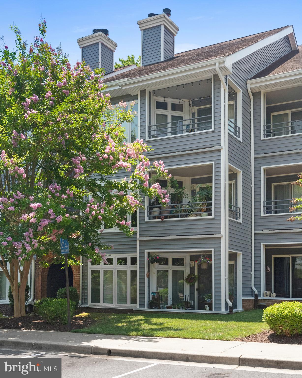 1142 LAKE HERON DRIVE 2B