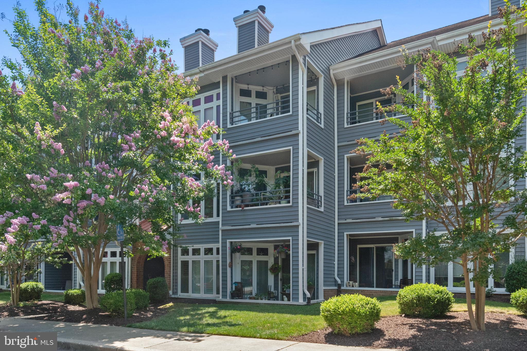 1142 LAKE HERON DRIVE 2B