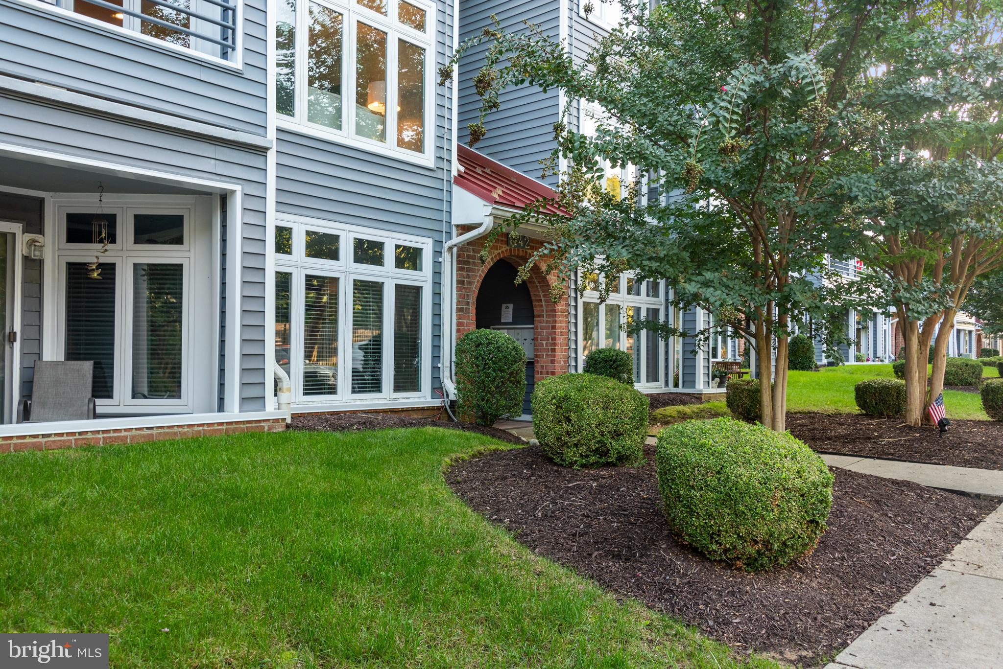 1142 LAKE HERON DRIVE 2B