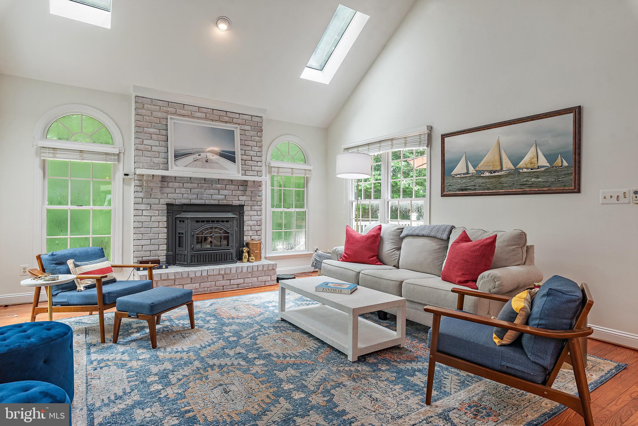 905 MALVERN HILL DRIVE