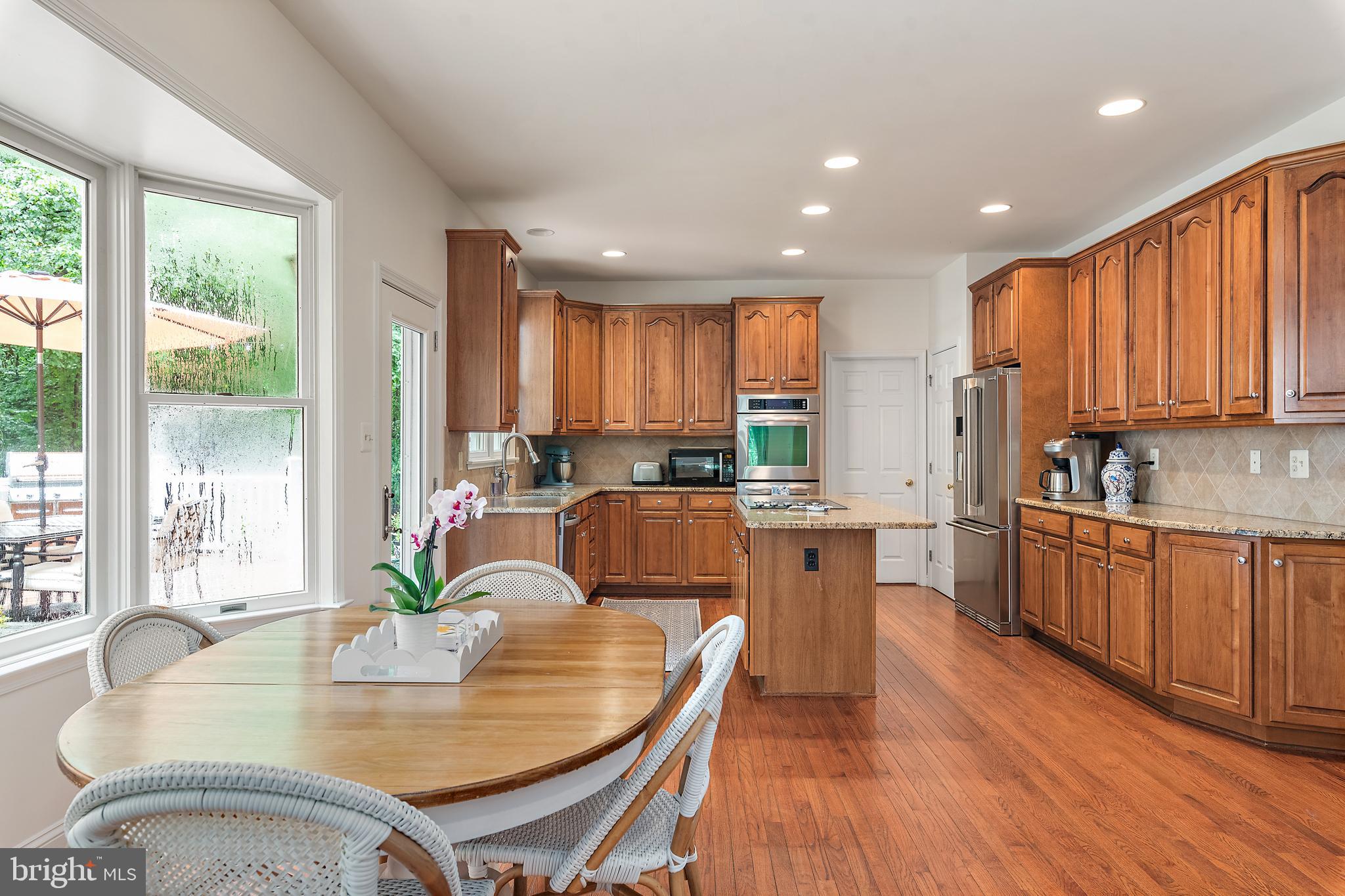 905 MALVERN HILL DRIVE