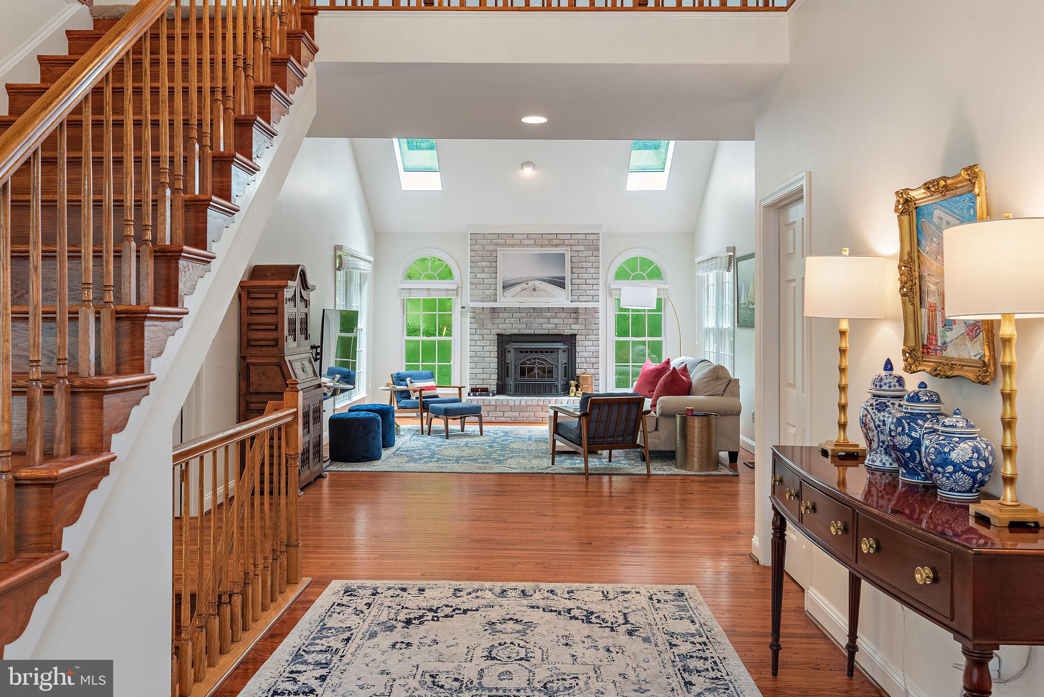 905 MALVERN HILL DRIVE
