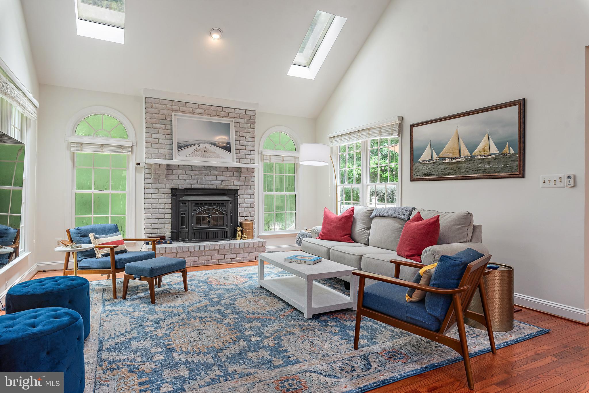 905 MALVERN HILL DRIVE