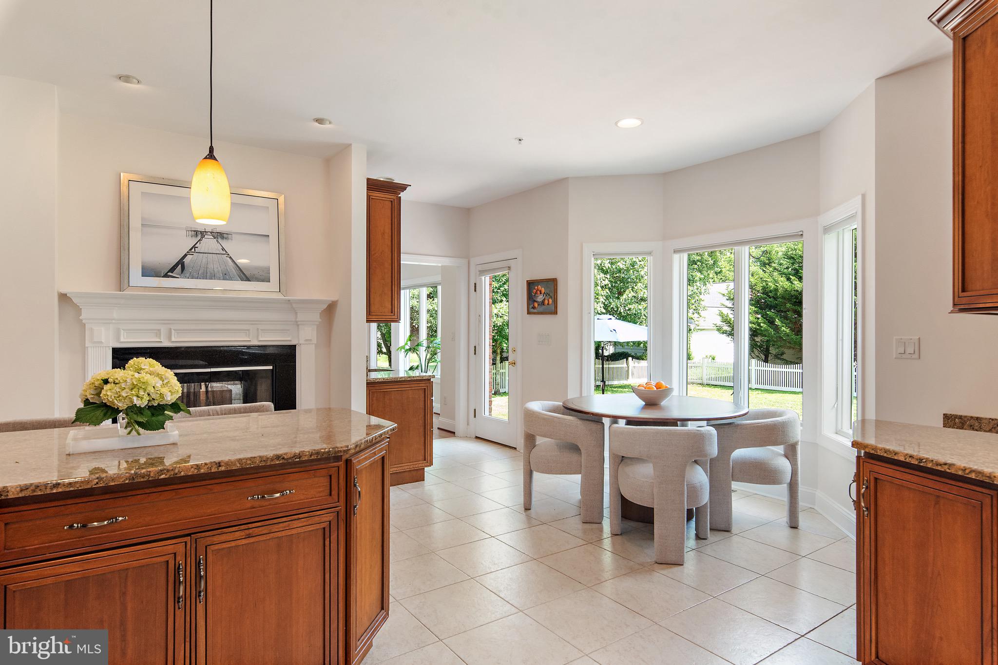 715 DOGWOOD LANE