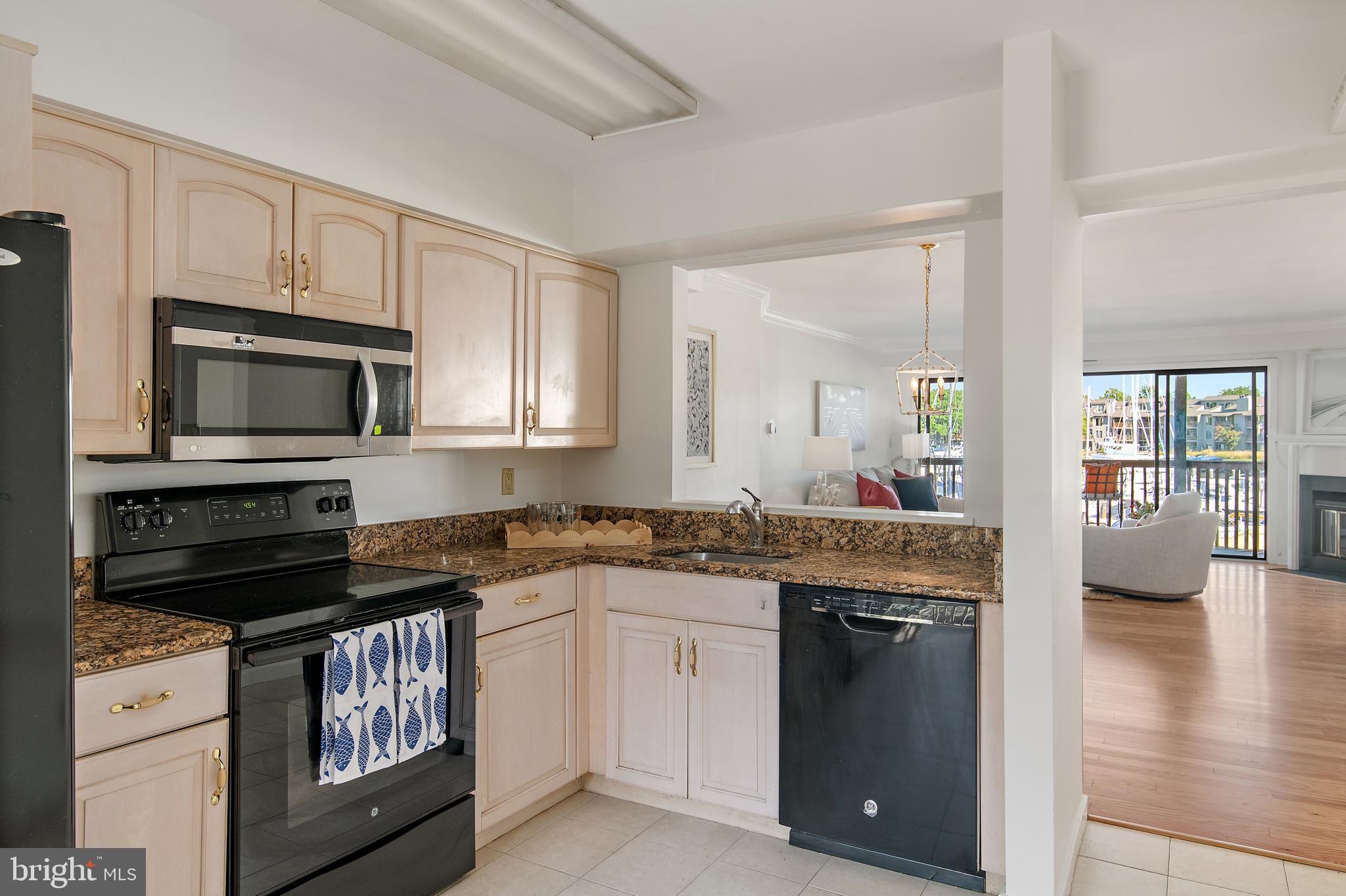 7044 HARBOUR VILLAGE COURT 102