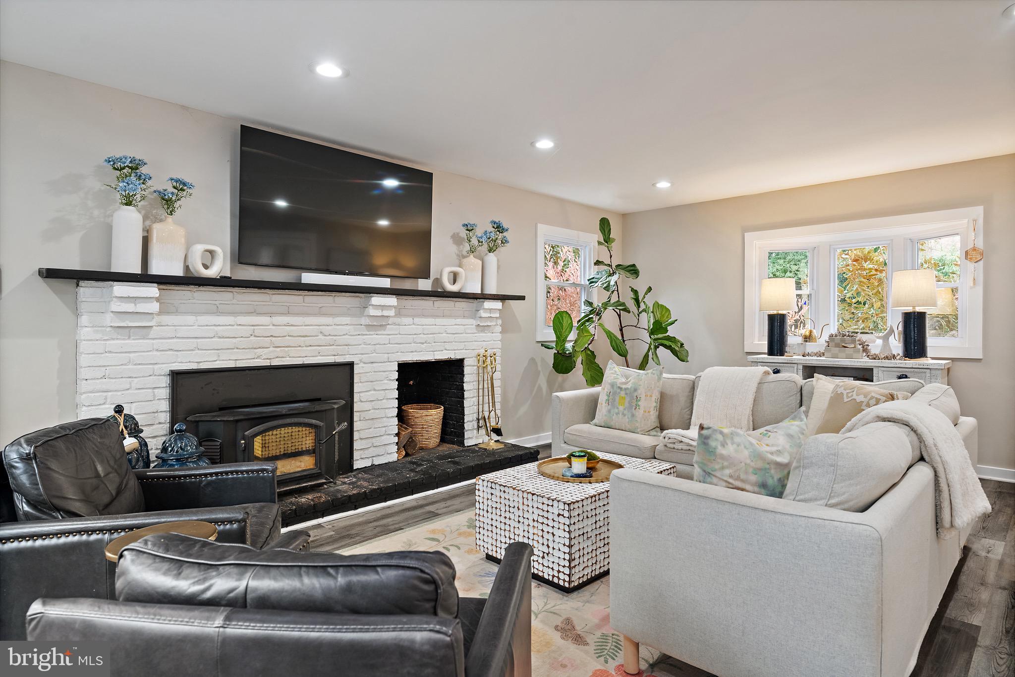 1009 OLD BAY RIDGE ROAD