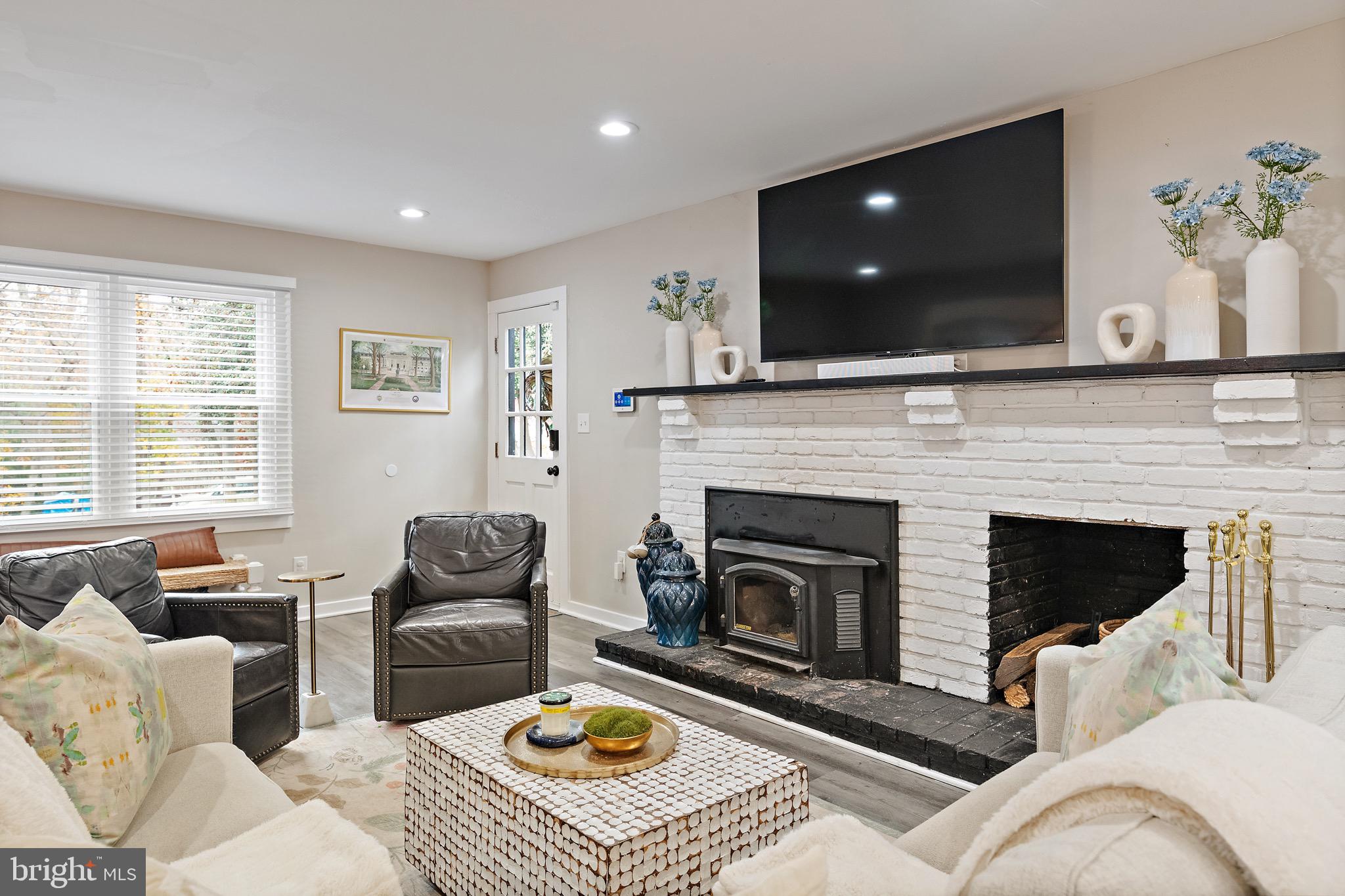 1009 OLD BAY RIDGE ROAD