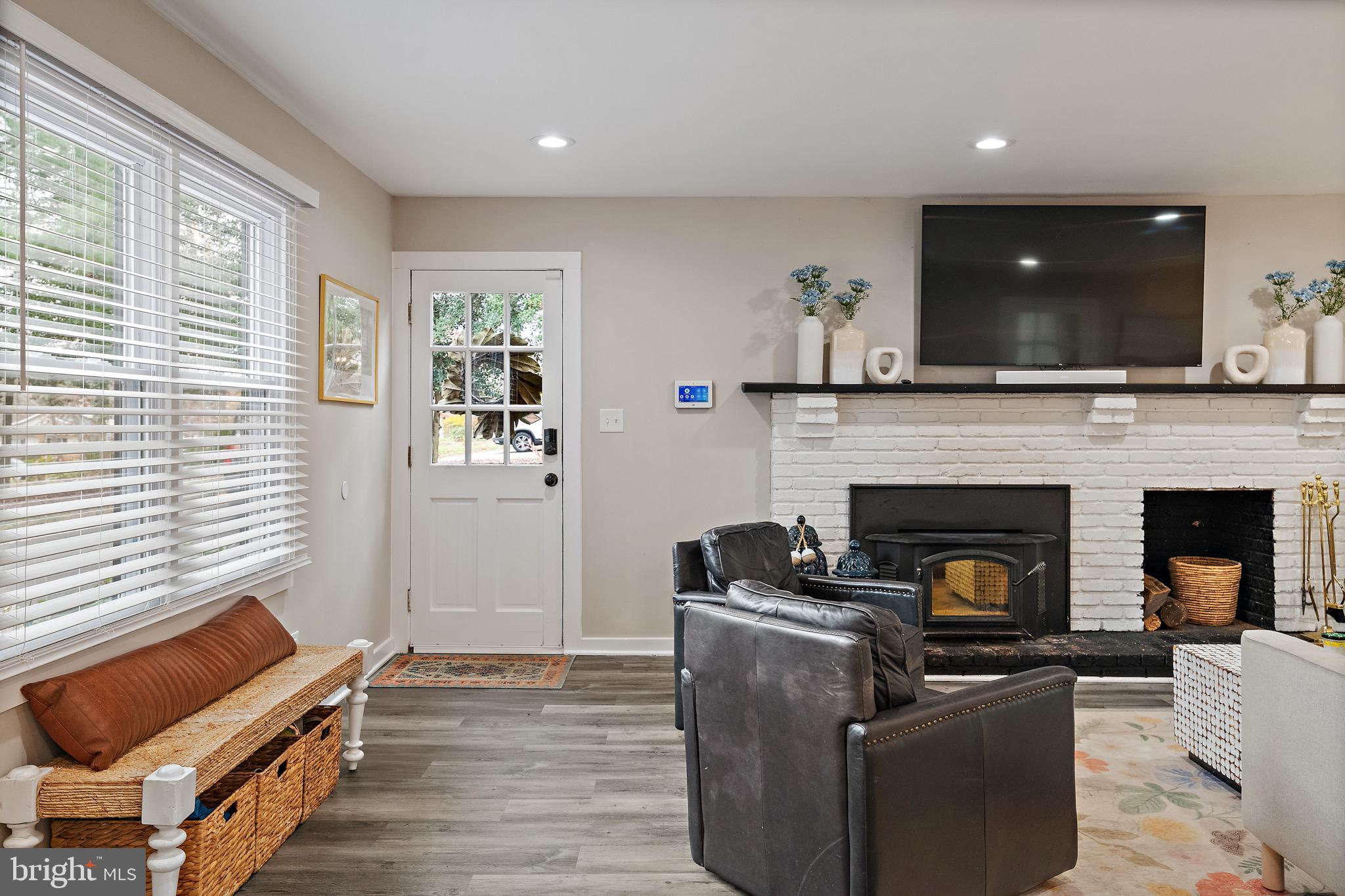 1009 OLD BAY RIDGE ROAD