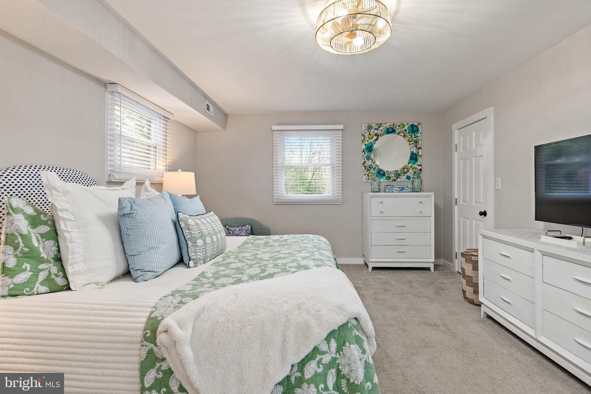 1009 OLD BAY RIDGE ROAD