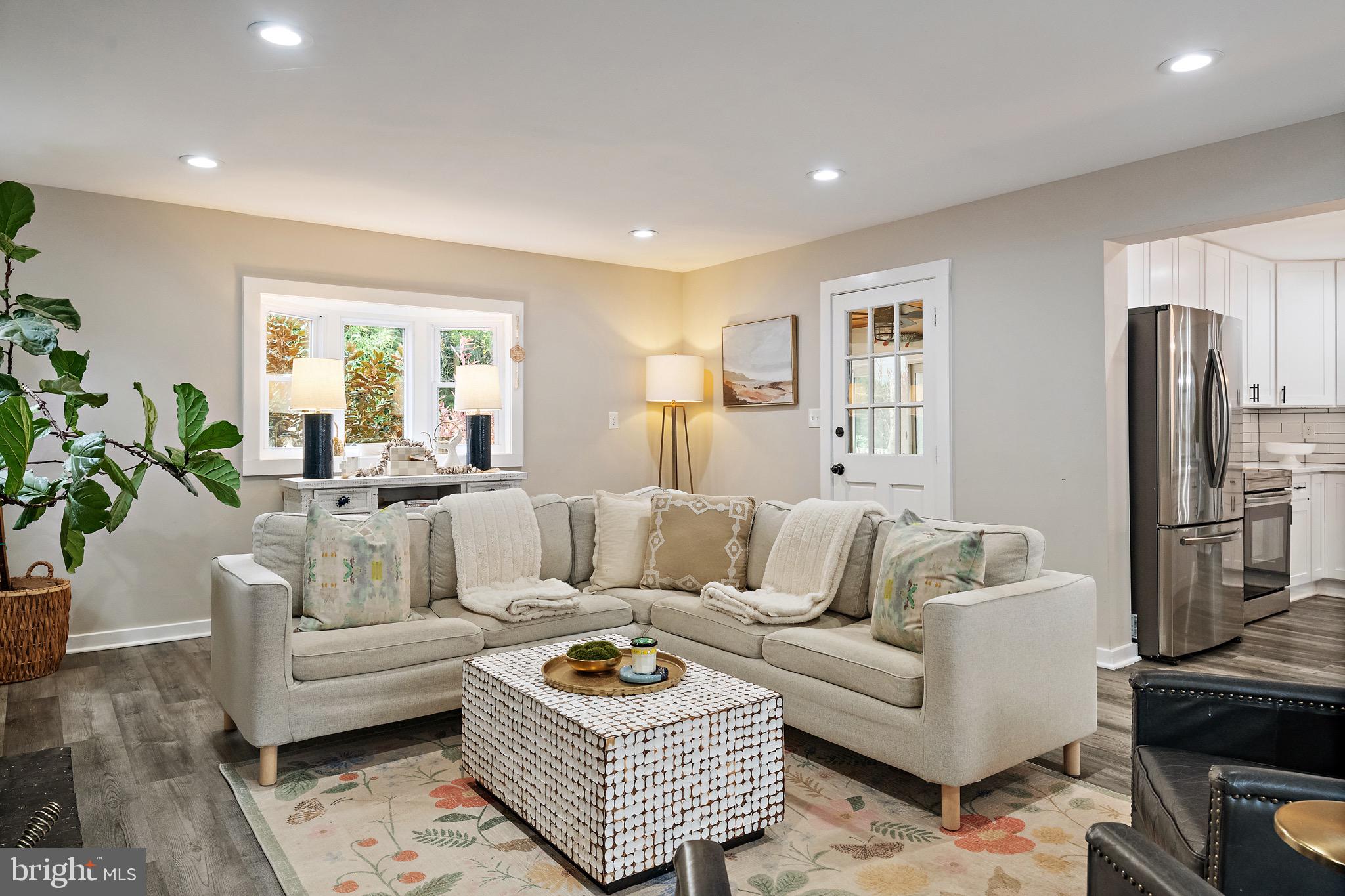 1009 OLD BAY RIDGE ROAD