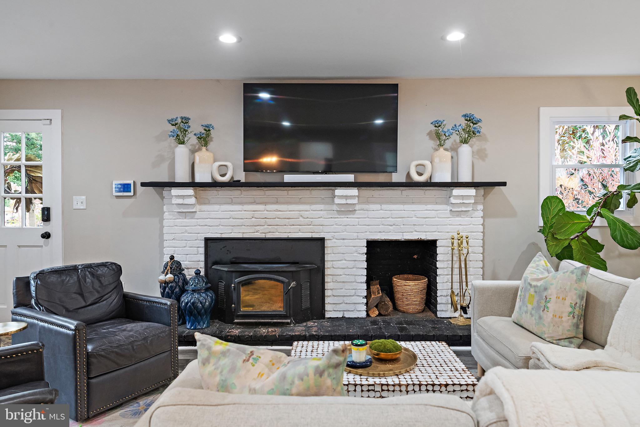 1009 OLD BAY RIDGE ROAD