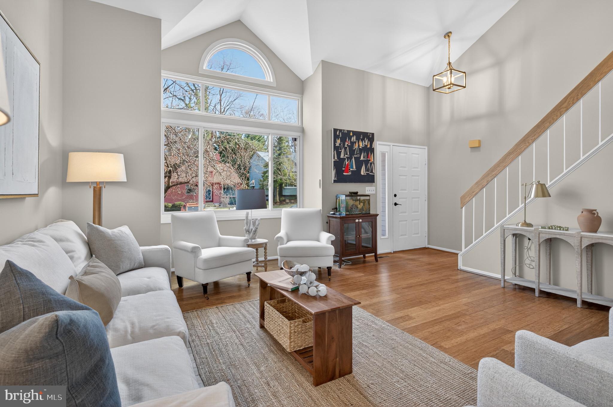 40 WINDWHISPER LANE