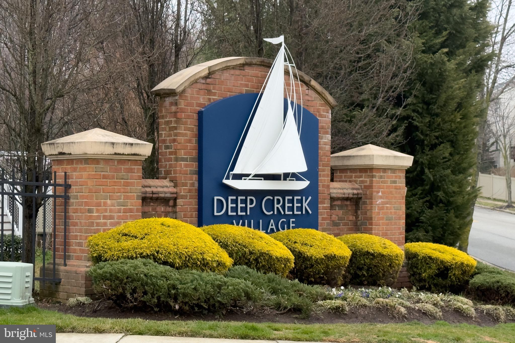 548 DEEP CREEK VIEW
